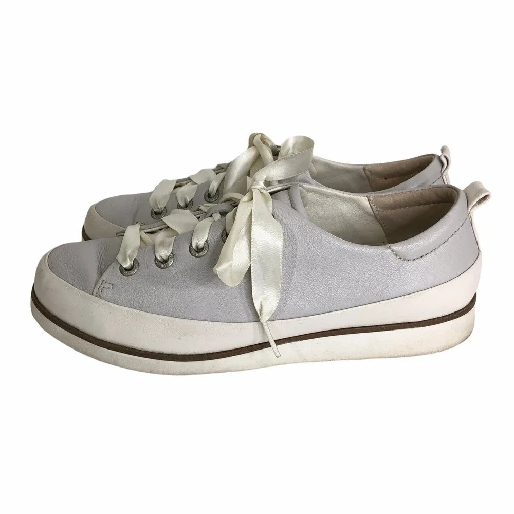bussola Silk Nappa Vapor Shoes Womens‎ Sneakers Taupe Grey Silk Laces EUC SH849